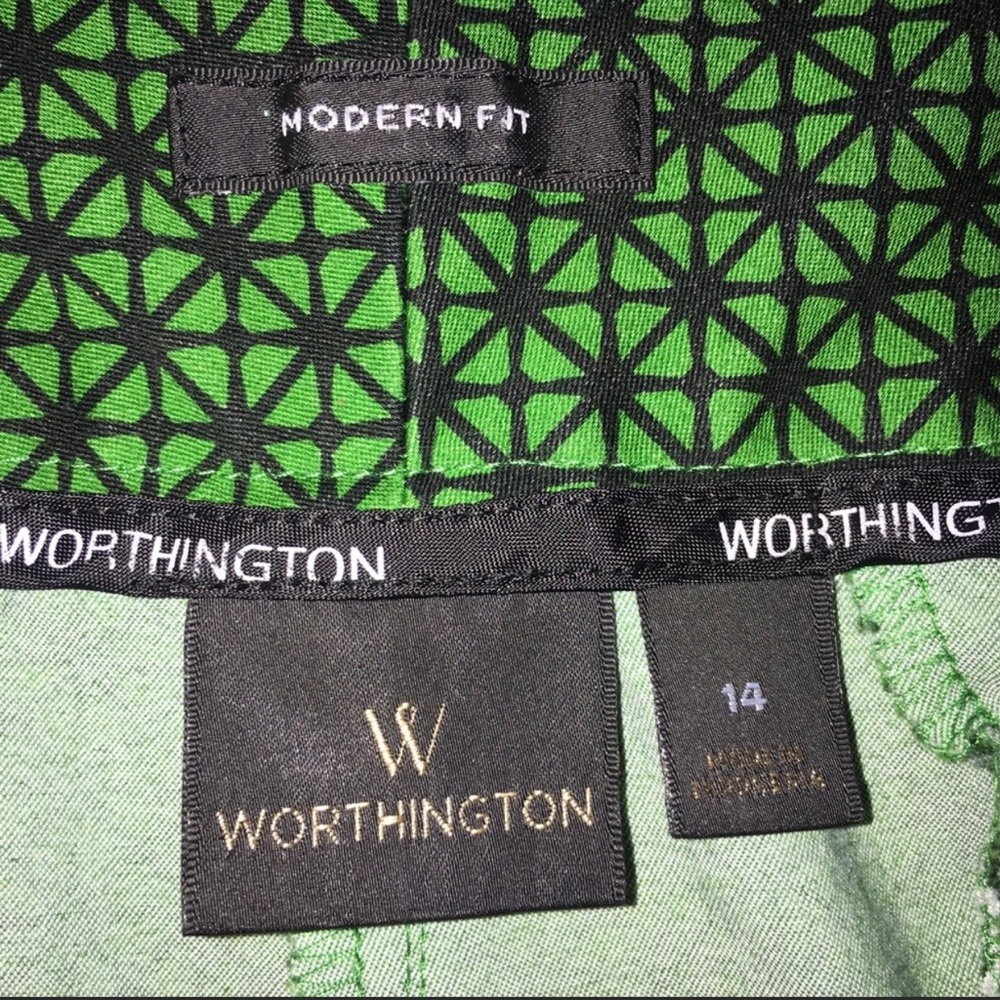 Worthington khaki Capri Pants